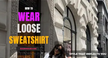 5 Ways to Rock a Loose Sweatshirt in Style