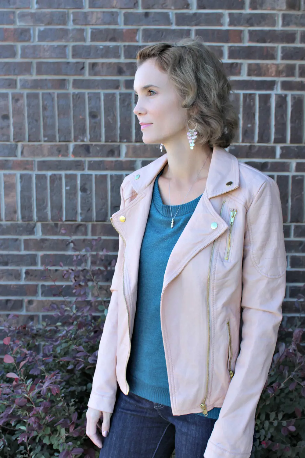 How To Style A Light Pink Leather Jacket: Outfit Ideas And Inspiration ...