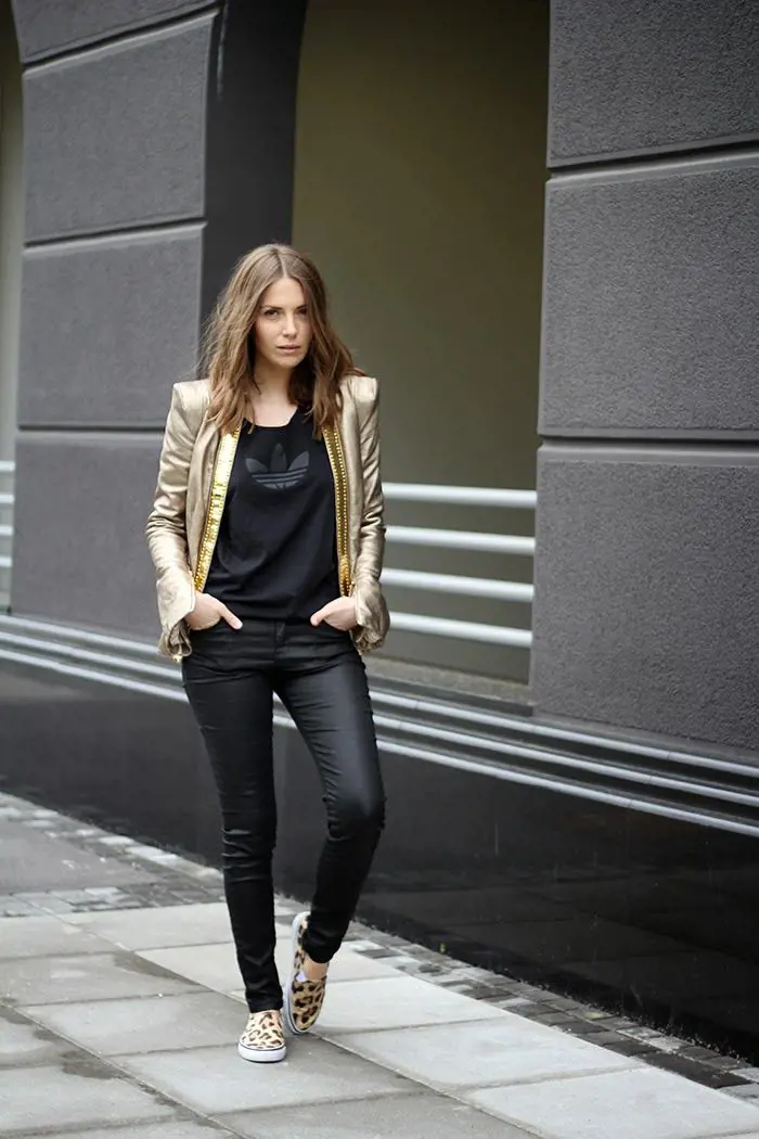 How To Style A Gold Leather Jacket: Easy Outfit Ideas For Every ...