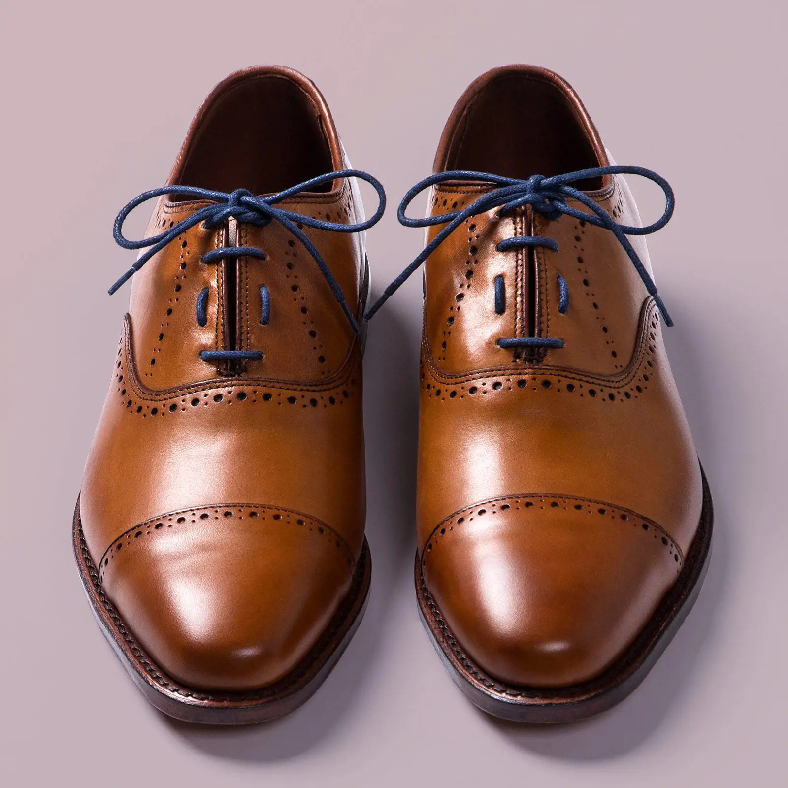 The Perfect Guide On Lacing Dress Shoes With A Straight Bar | ShunVogue