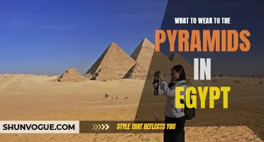 Pyramid Exploration Attire: What to Wear in Egypt