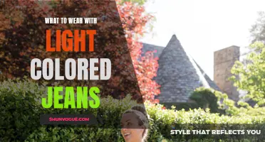 Styling Tips: What to Wear with Light Colored Jeans for a Fresh and Trendy Look