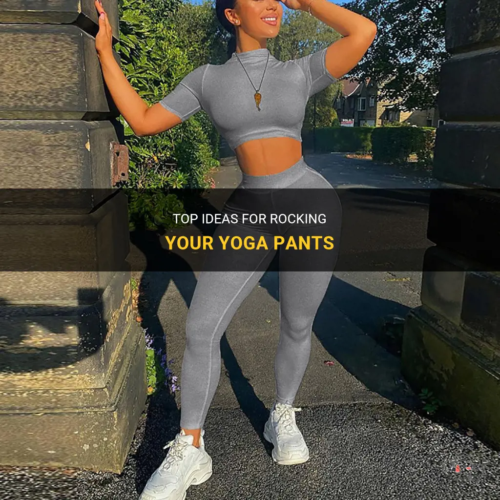 what top to wear with yoga pants